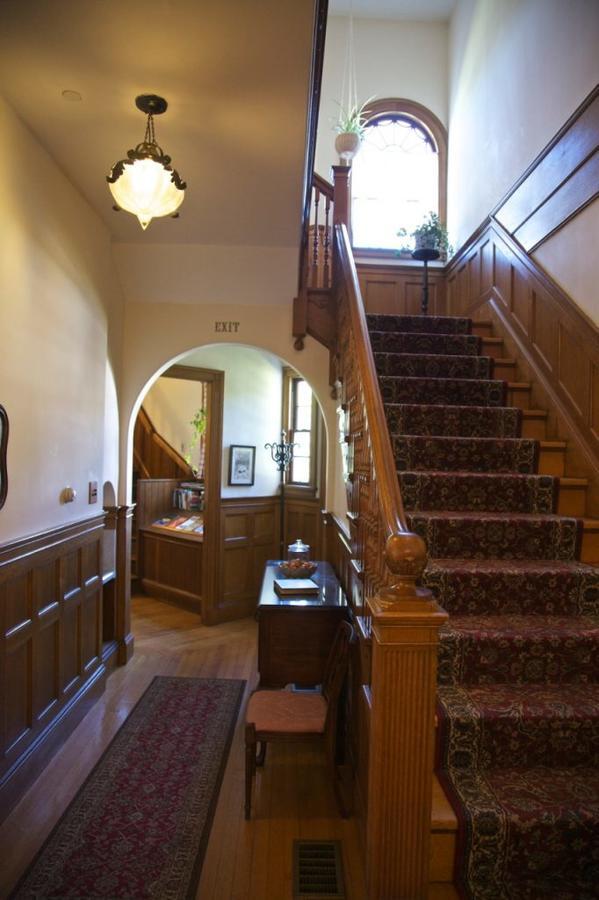 Governor'S House In Hyde Park Bed & Breakfast ภายนอก รูปภาพ